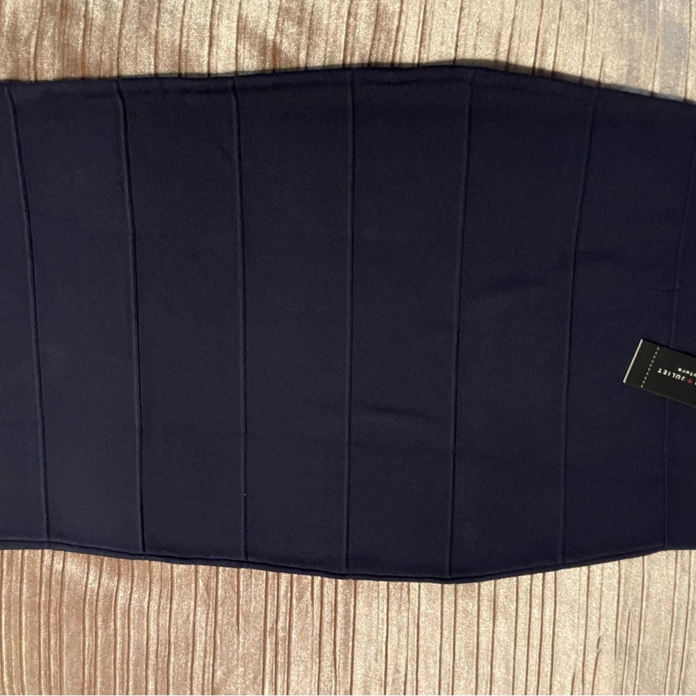 NWT Navy Blue Romeo and Juliet Couture body conscious Bandage skirt